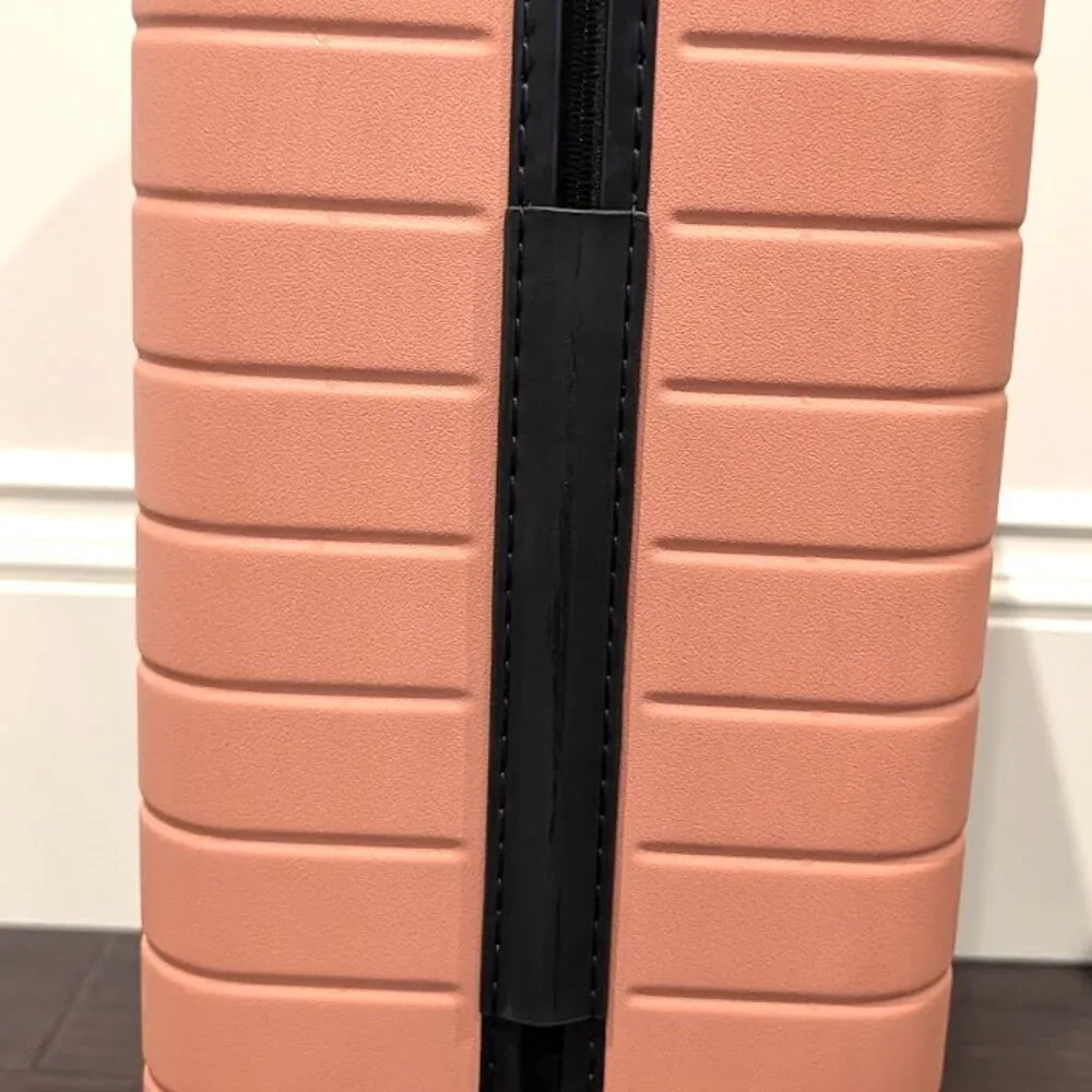 Away Luggage Combo: The Bigger Carry-On + The Overnight Bag (both in Clay Pink) - Picture 7 of 14